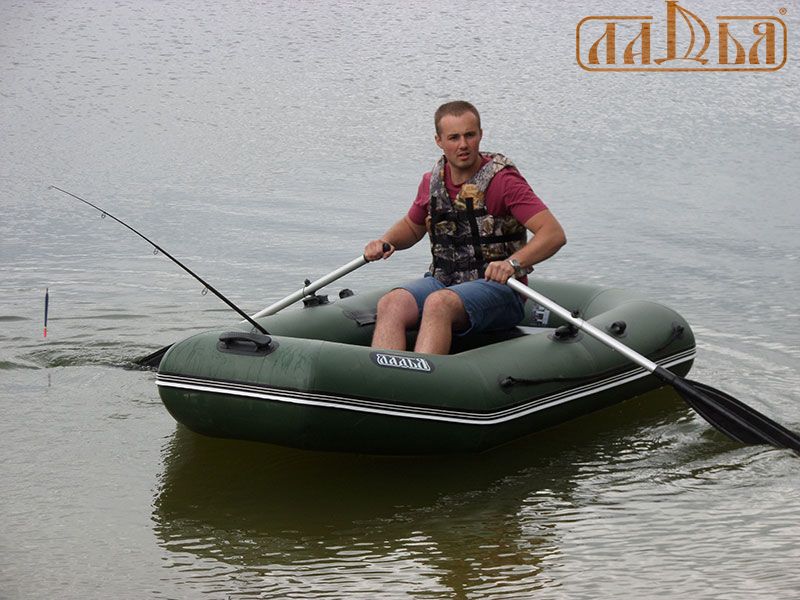Надувний човен Ладья ЛТ-250ЕВБ зі слань-книжкою