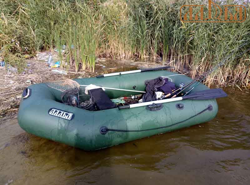 Уцінка - Надувний човен Ладья ЛТ-250 без настилу